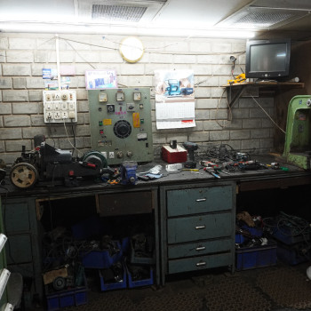 Our Store - Gokul Road Valji & Brothers